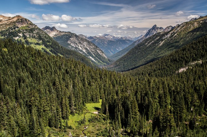 Looking north from Suiattle Pass, down Agnes Gorge