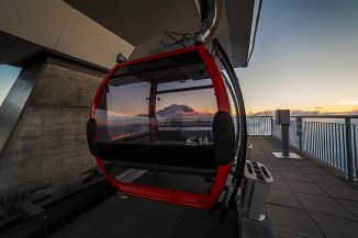 Gondola and Mount Rainier