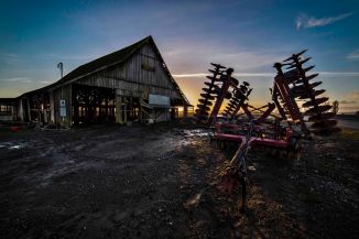 La Conner Barn on a January afternoon