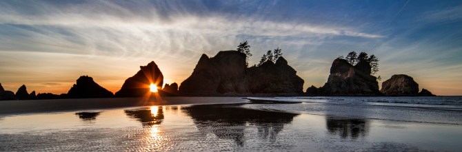 Sunset through the Arch